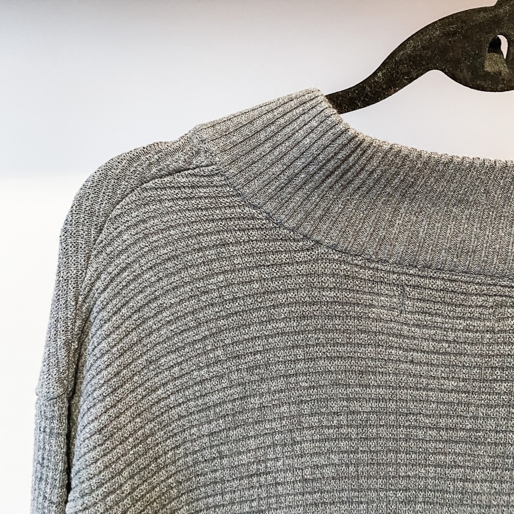 Men’s Button Down Sweater - Picture 3 of 6